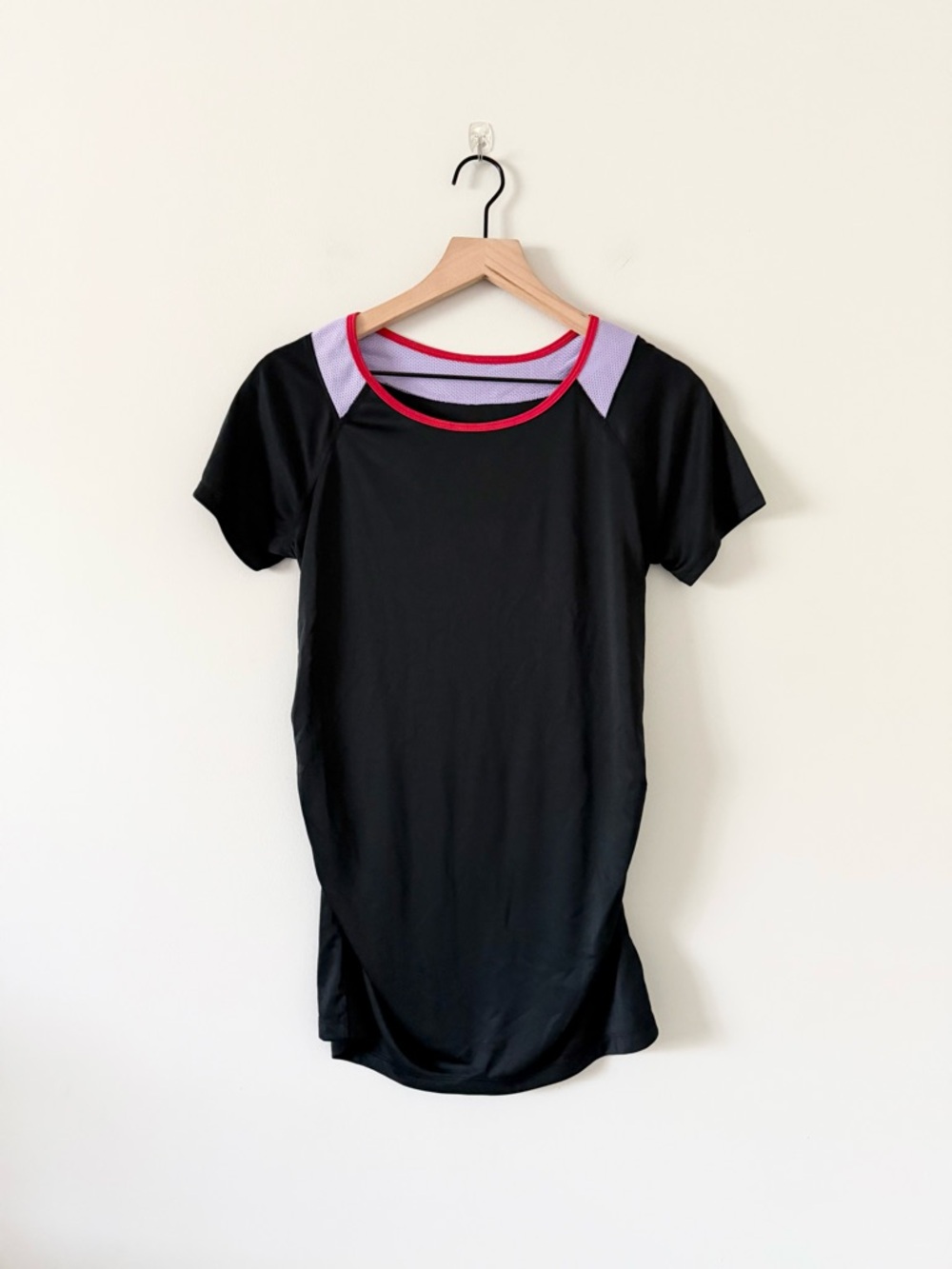 NWT Isabel Maternity Black Short Sleeve Performance Top with Pink Detail Size XS